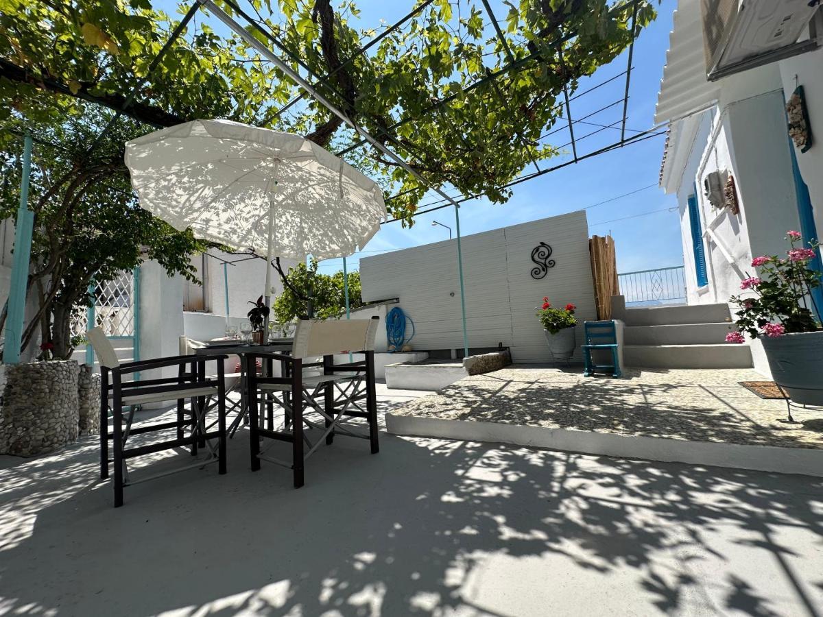 Brinia Cosy Apartment Poros Town Esterno foto