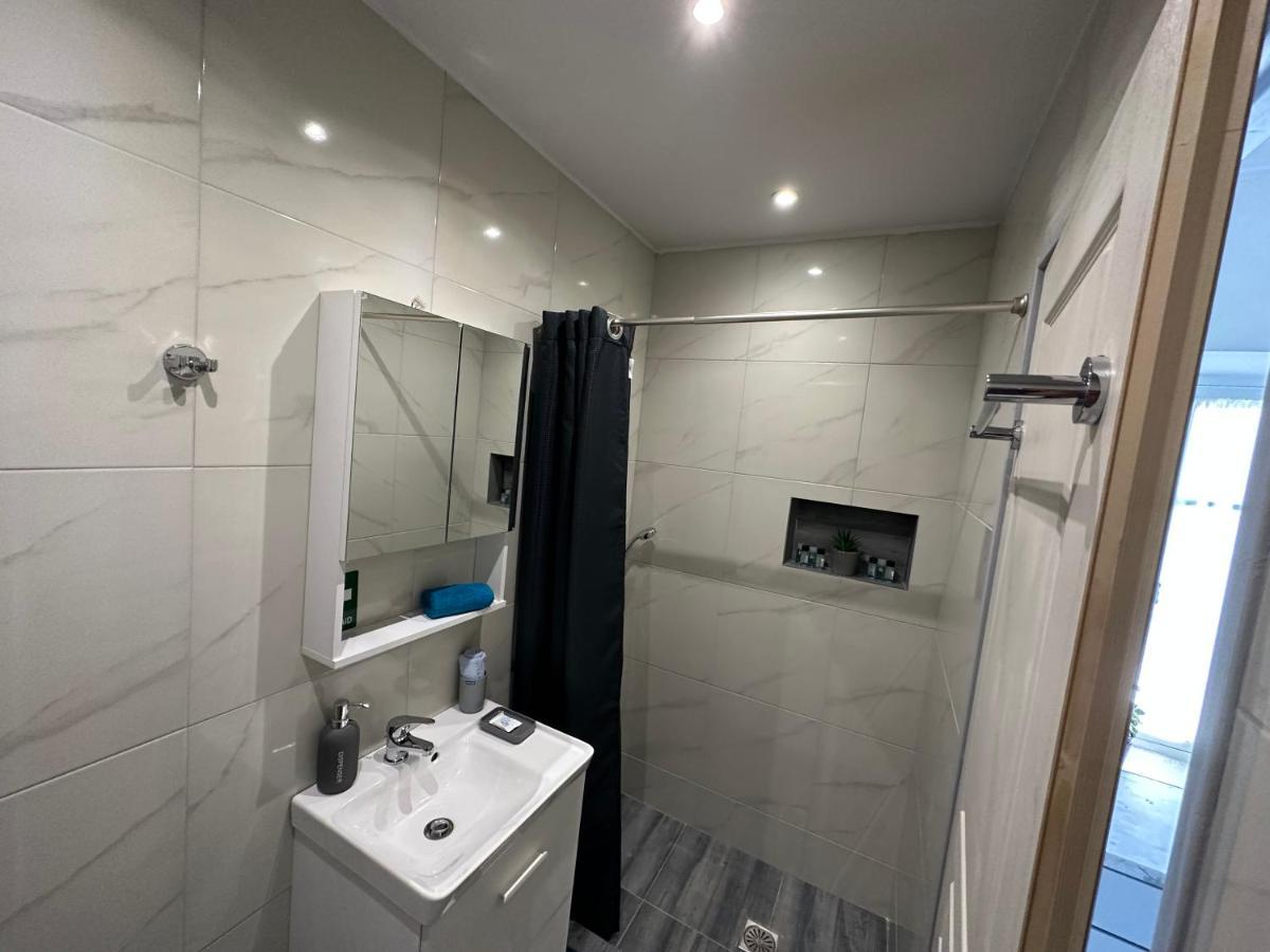 Brinia Cosy Apartment Poros Town Esterno foto