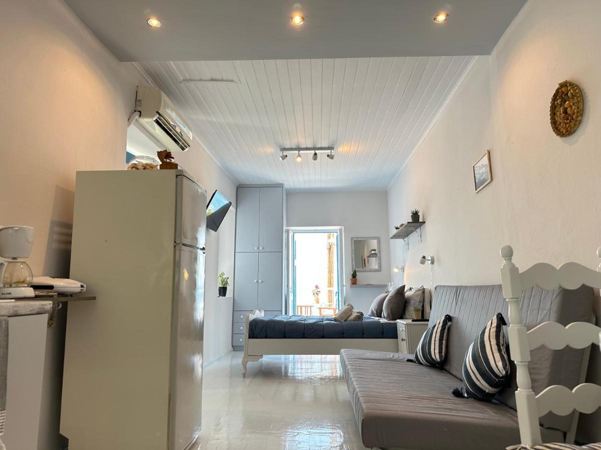 Brinia Cosy Apartment Poros Town Esterno foto